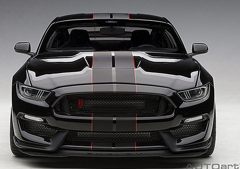 Ford Mustang 2019 Shelby Gt350R Shadow Black With Lightning Black 