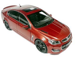 Holden VF Commodore II SS V Redline 2015 - Some Like It Hot