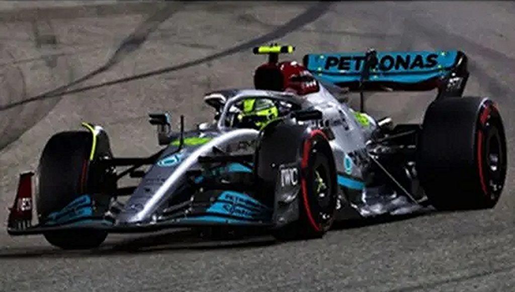 Miniature Spark 1/43 - Mercedes AMG W13 E Performance - Lewis Hamilton #44 - Miami 2022