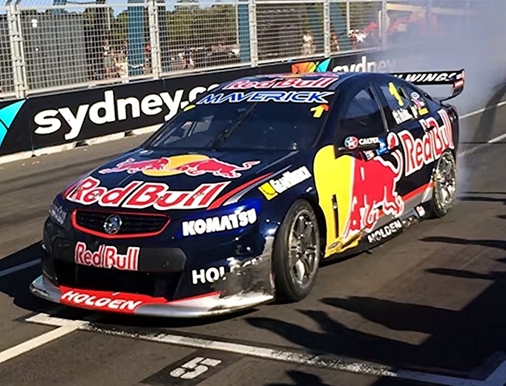 Vf Racing Holden VF Commodore – Red Bull Holden Racing #1 – Whincup – 2013 ...