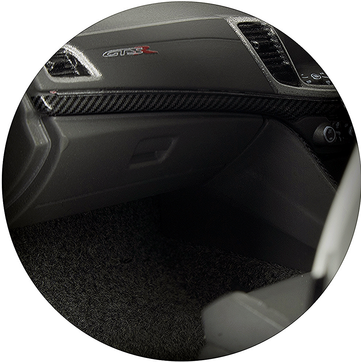 Holden Commodore HSV Gen-F2 GTS-R - Sting Red - Image 3